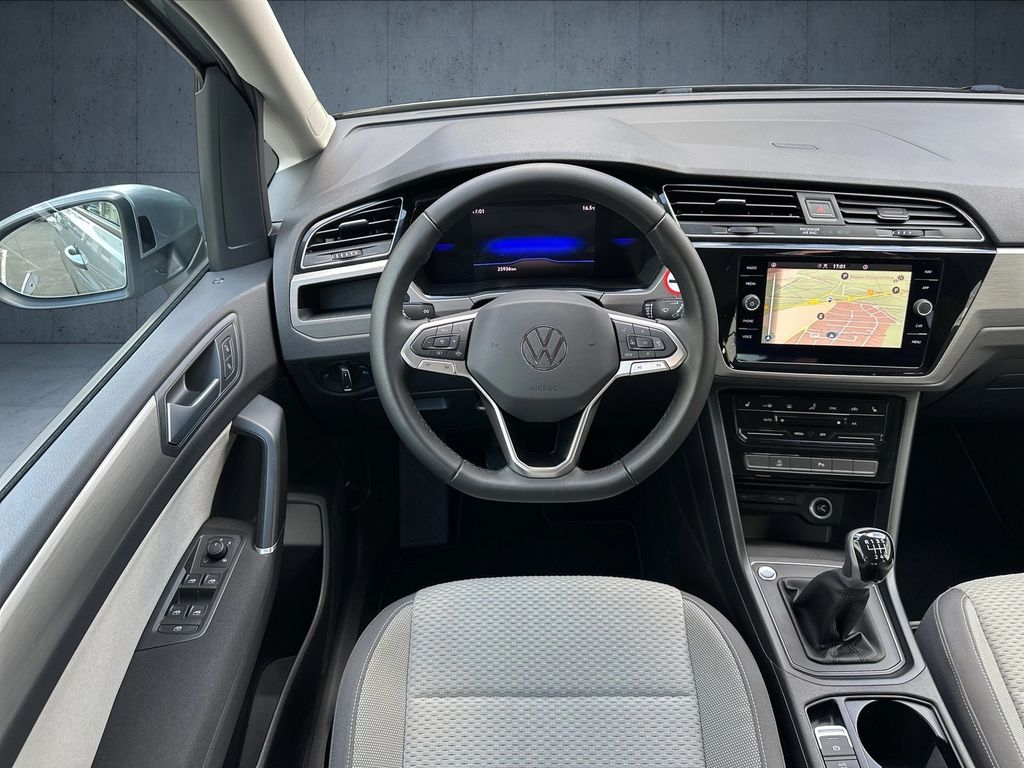 Volkswagen Touran 2024