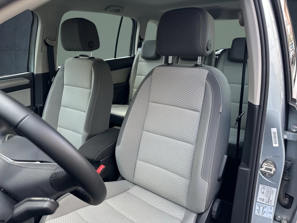 Volkswagen Touran 2024