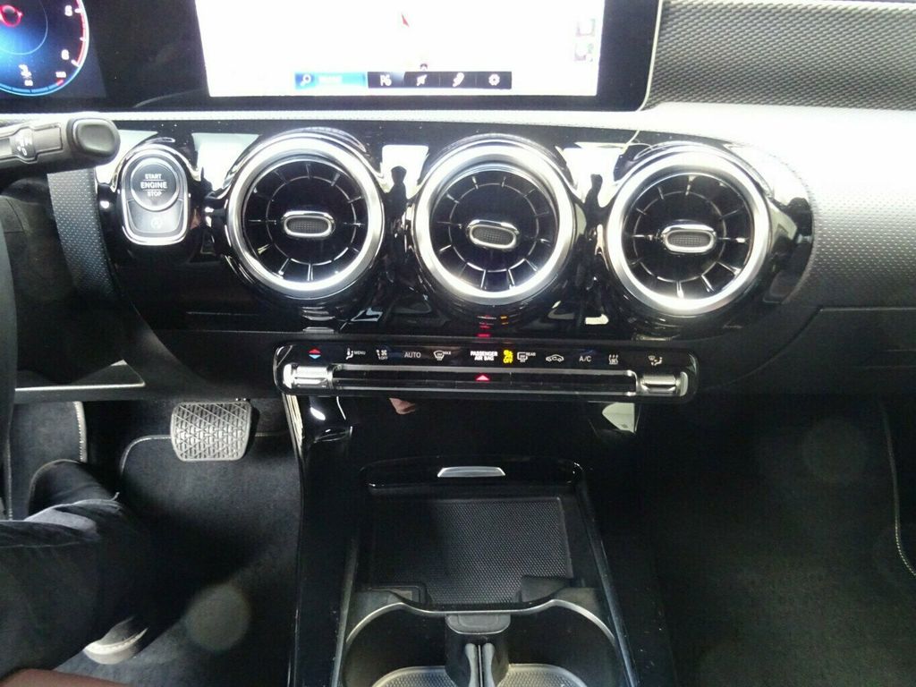 Mercedes-Benz CLA 200 2020