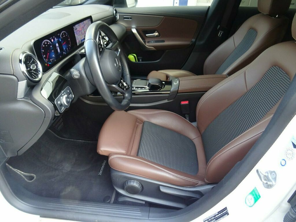 Mercedes-Benz CLA 200 2020