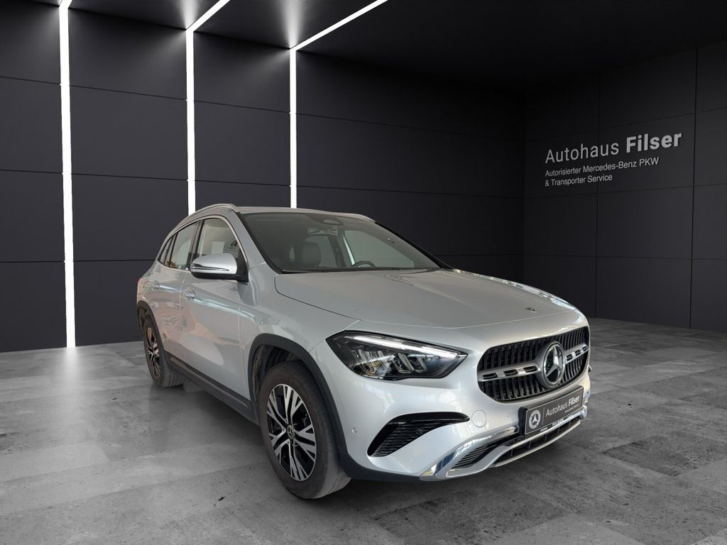 Mercedes-Benz GLA 250 2023