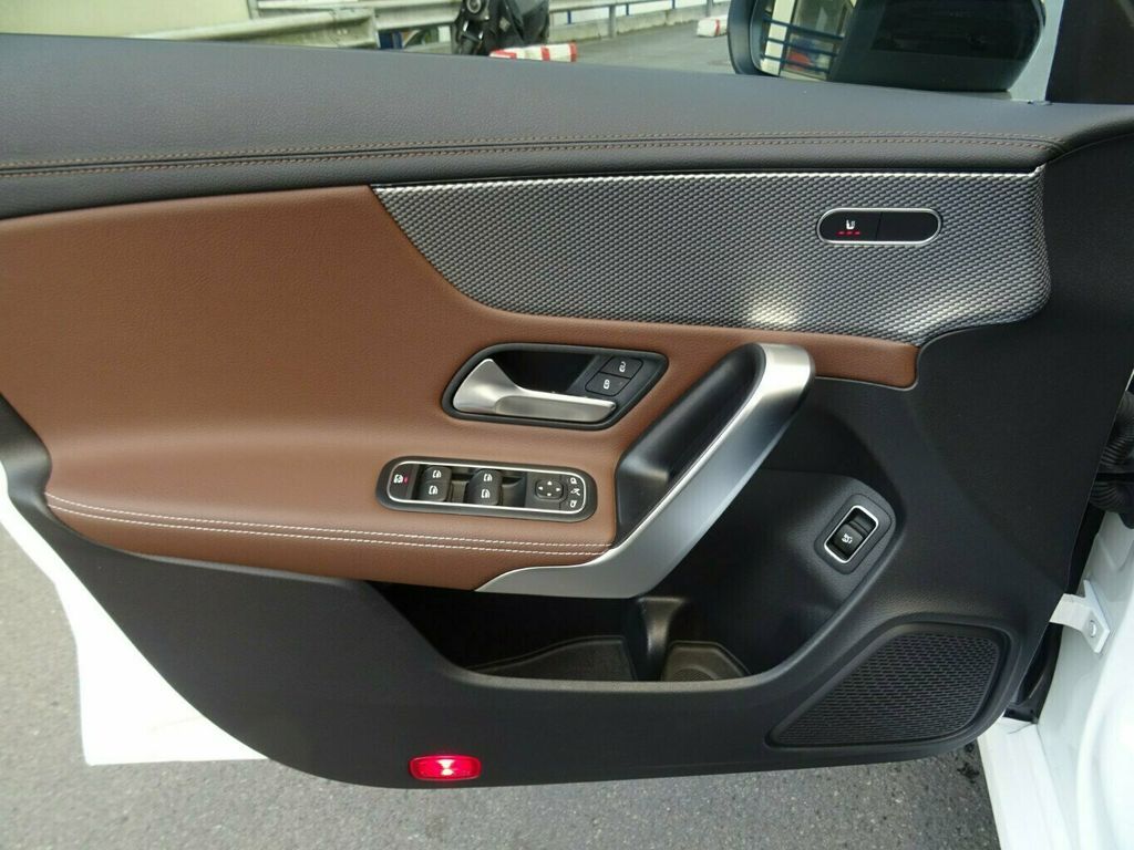 Mercedes-Benz CLA 200 2020