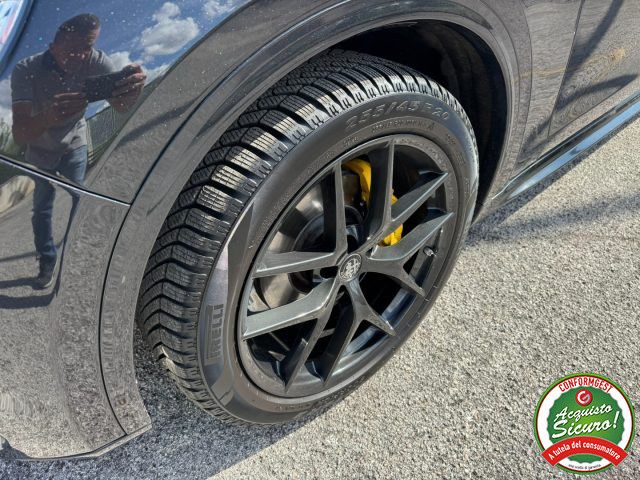 Alfa Romeo Stelvio 2021