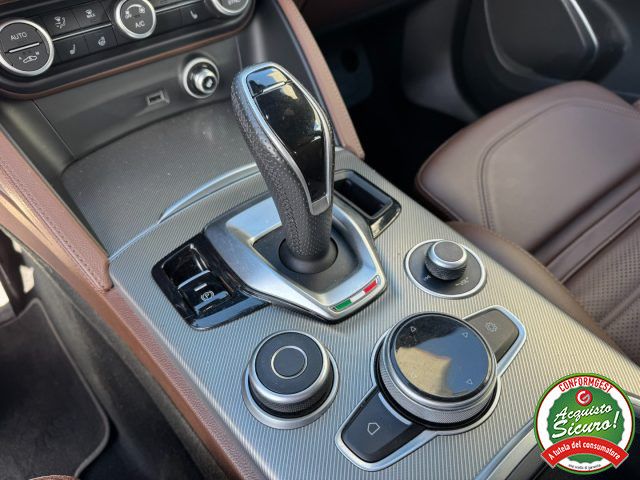 Alfa Romeo Stelvio 2021