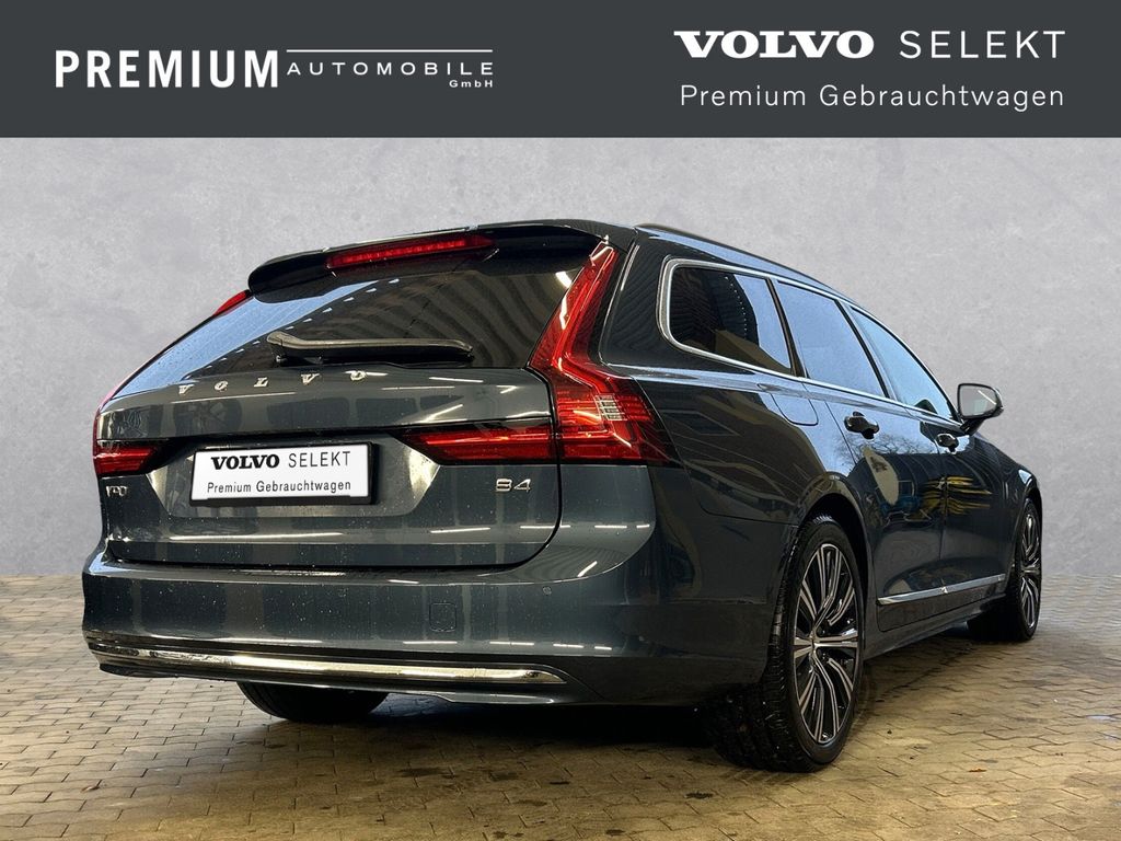 Volvo V90 2024