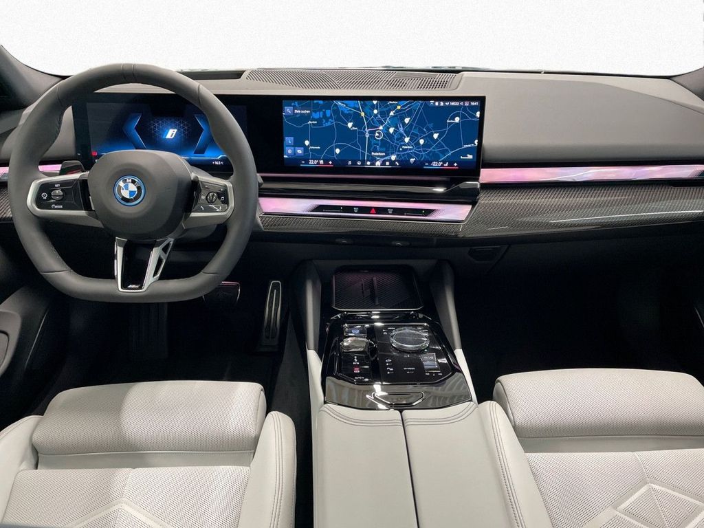 BMW i5 2024