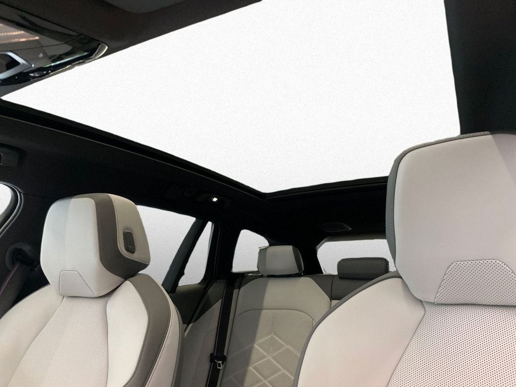 BMW i5 2024