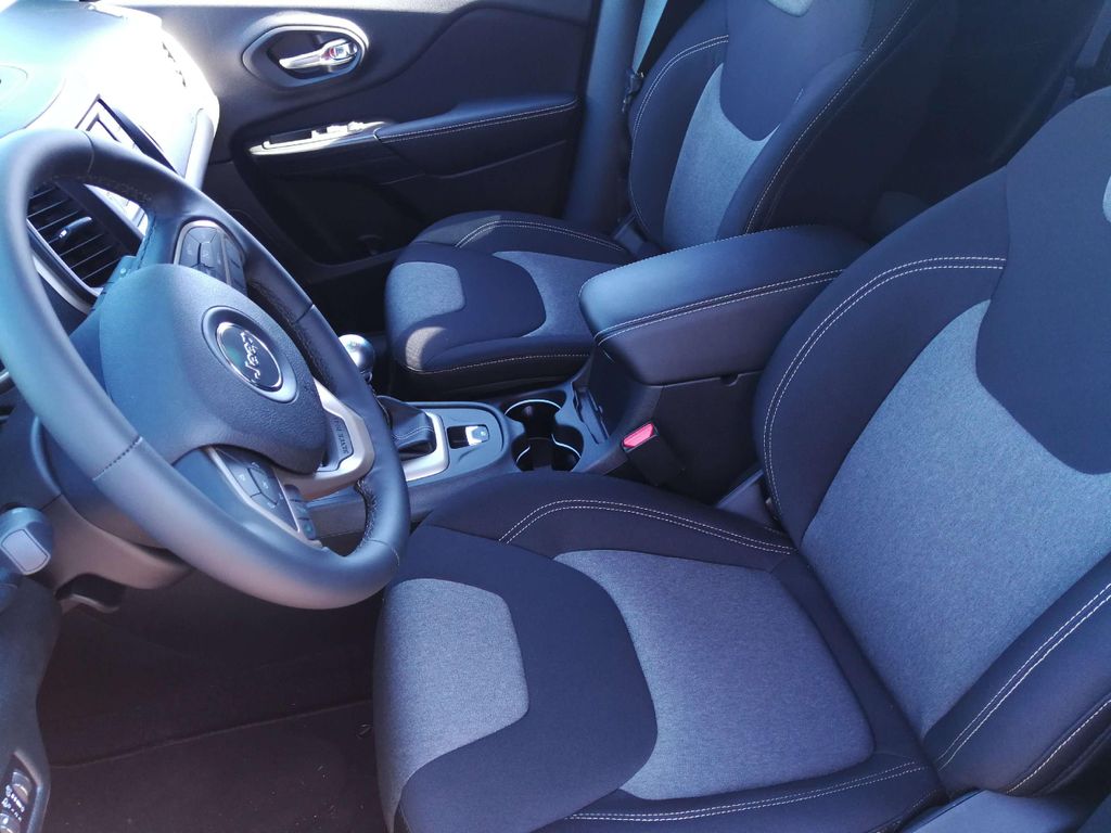 Jeep Cherokee 2016