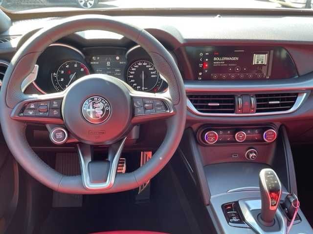 Alfa Romeo Stelvio 2023