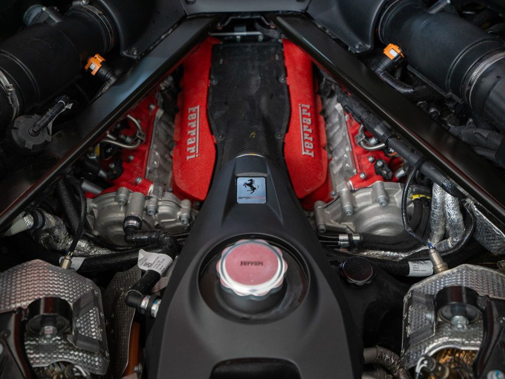 Ferrari SF90 2021