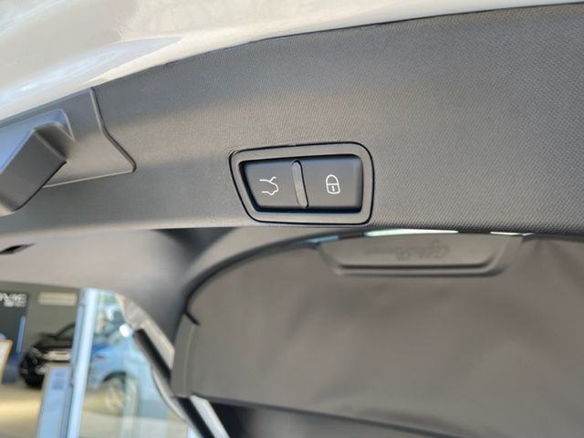 Alfa Romeo Stelvio 2023