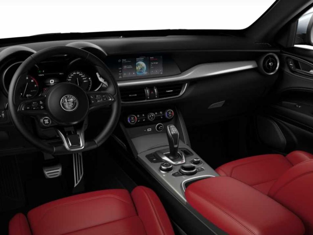 Alfa Romeo Stelvio 2023