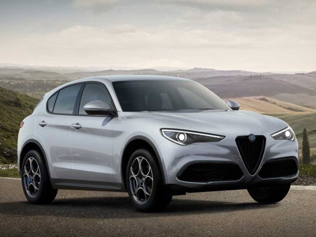 Alfa Romeo Stelvio 2023
