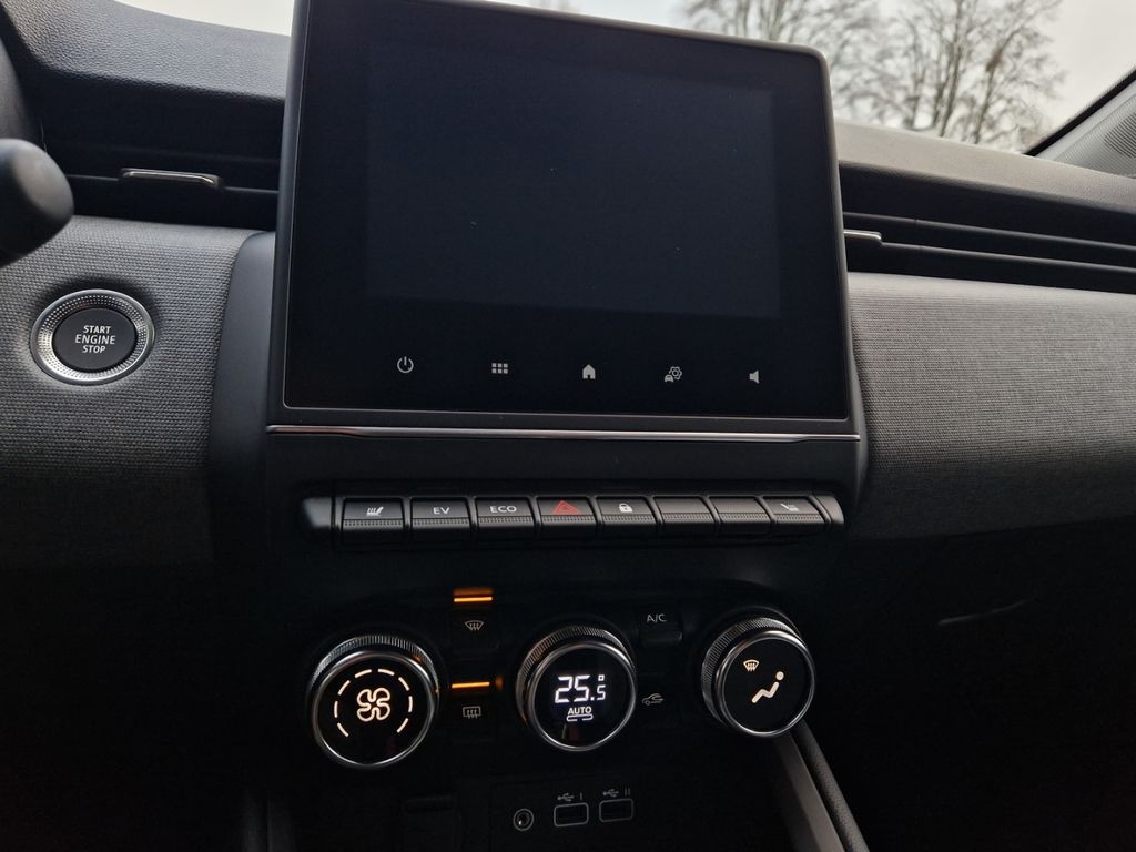 Mitsubishi Colt 2025