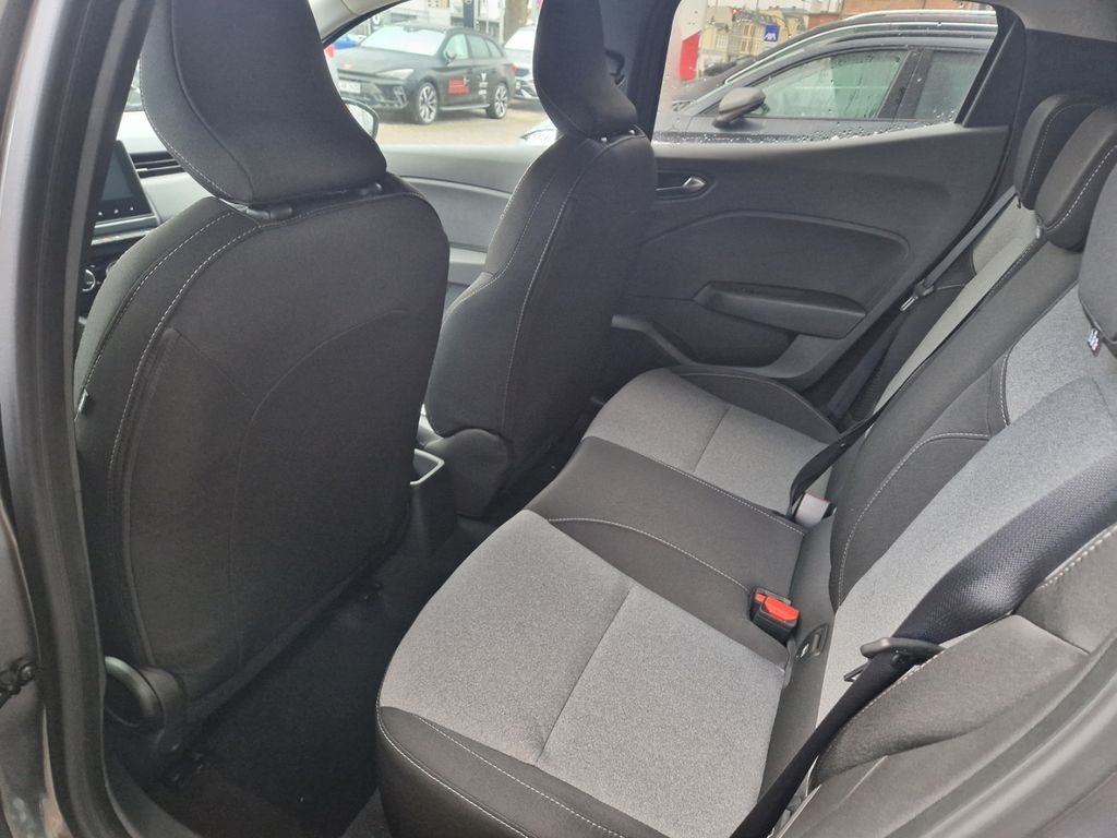 Mitsubishi Colt 2025