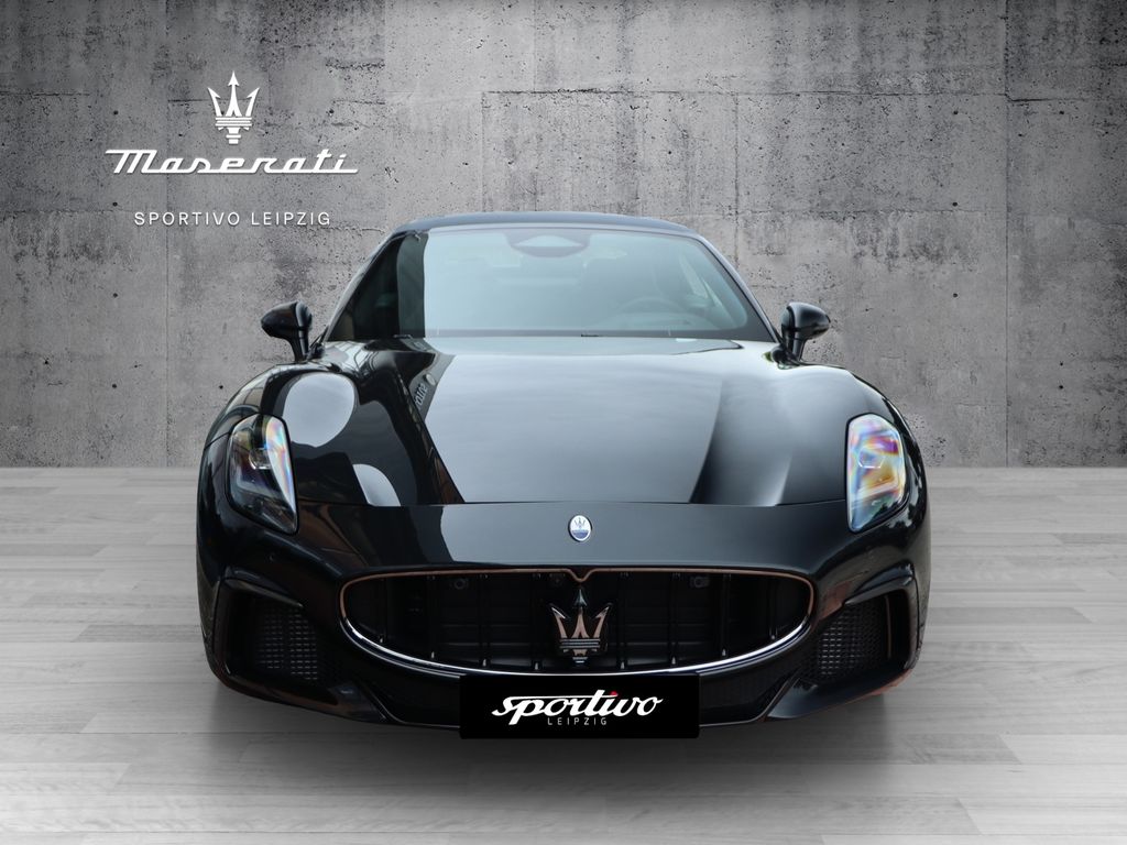 Maserati GranCabrio 2024