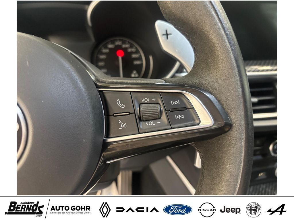 Alfa Romeo Stelvio 2022