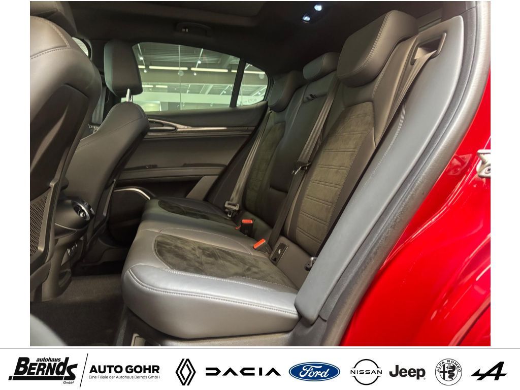 Alfa Romeo Stelvio 2022