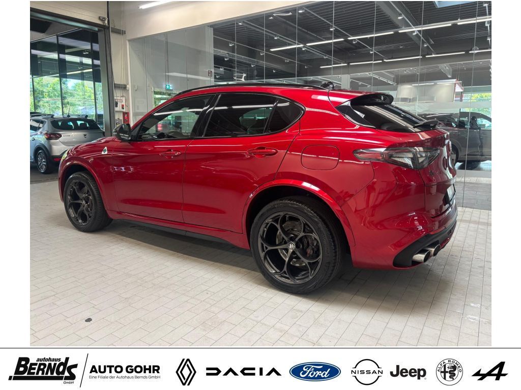 Alfa Romeo Stelvio 2022