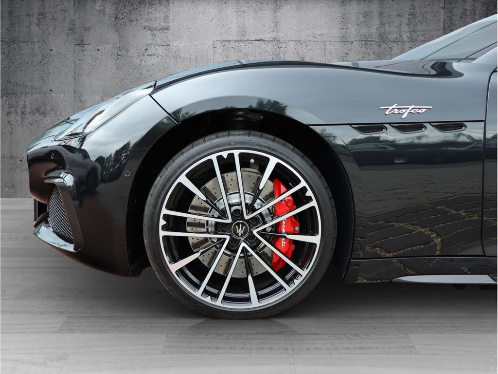 Maserati GranCabrio 2024