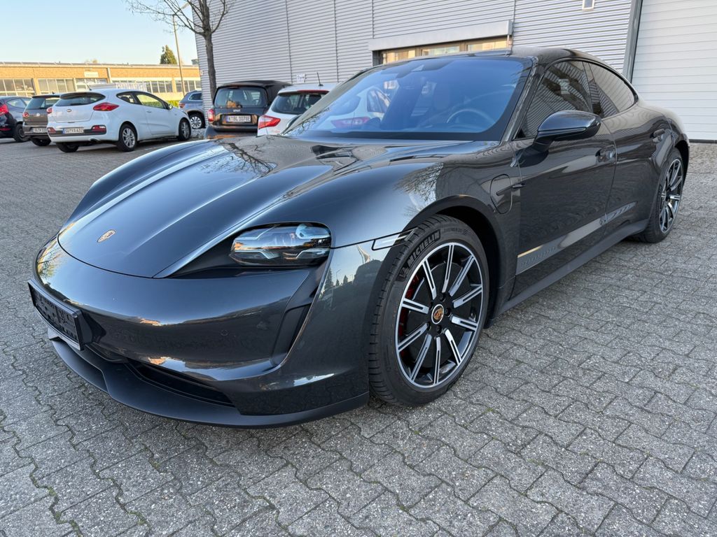 Porsche Taycan 2020