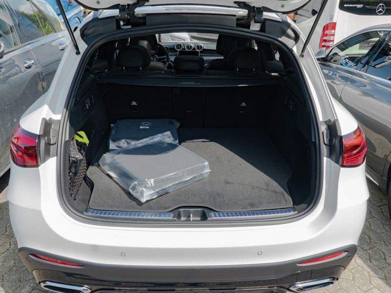 Mercedes-Benz GLC 300 2025