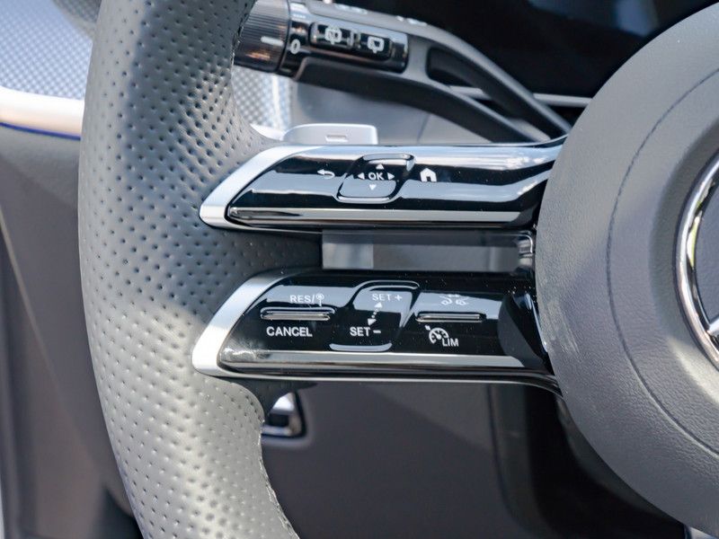 Mercedes-Benz GLC 300 2025