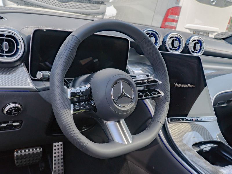 Mercedes-Benz GLC 300 2025