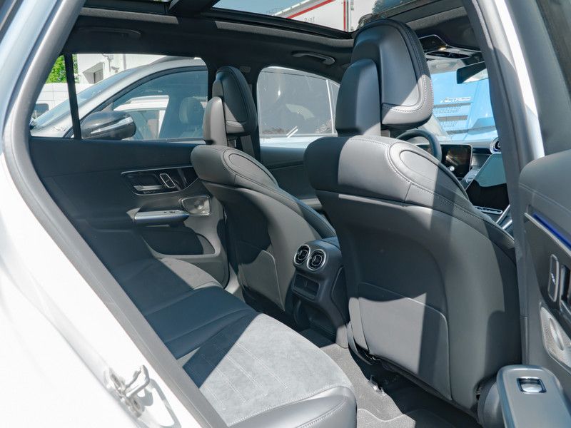 Mercedes-Benz GLC 300 2025