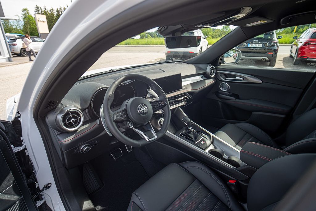 Alfa Romeo Tonale 2024