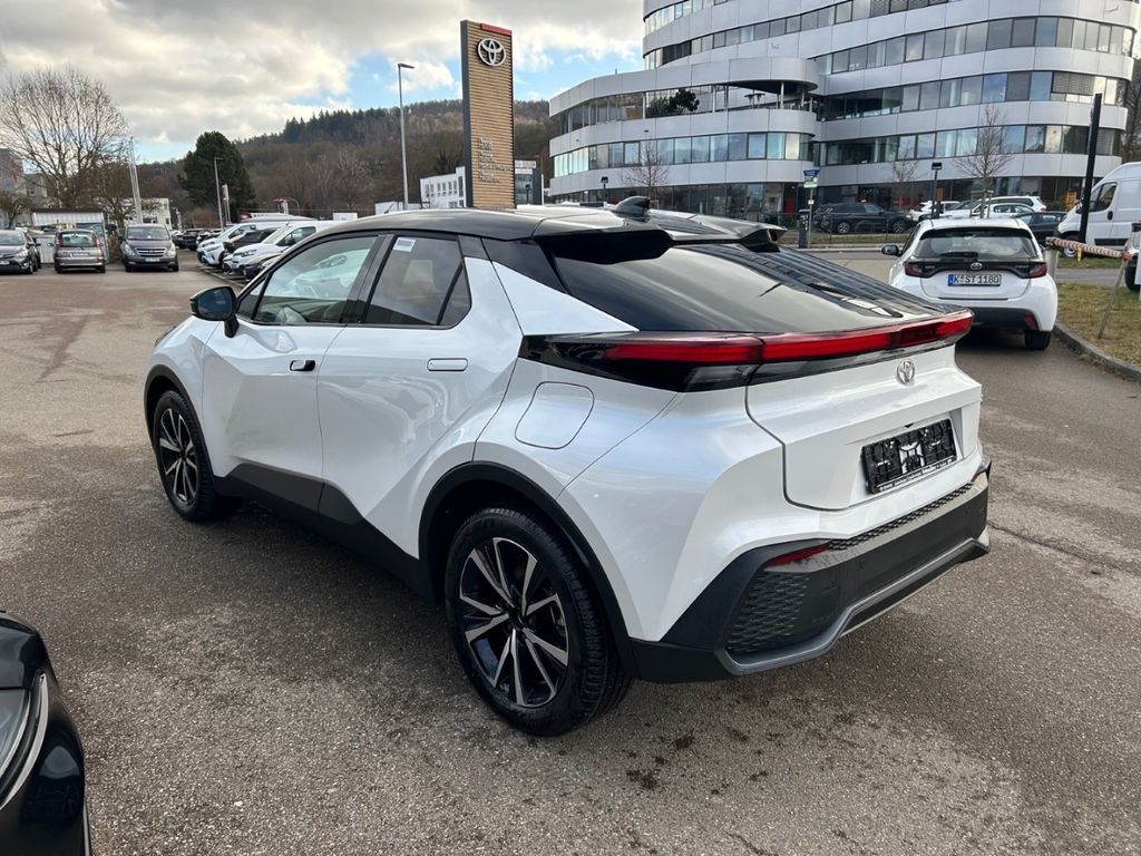 Toyota C-HR 2025