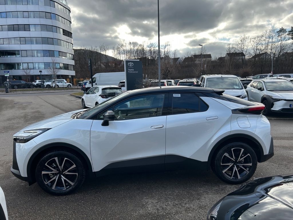 Toyota C-HR 2025