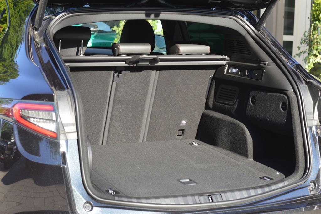 Alfa Romeo Stelvio 2025