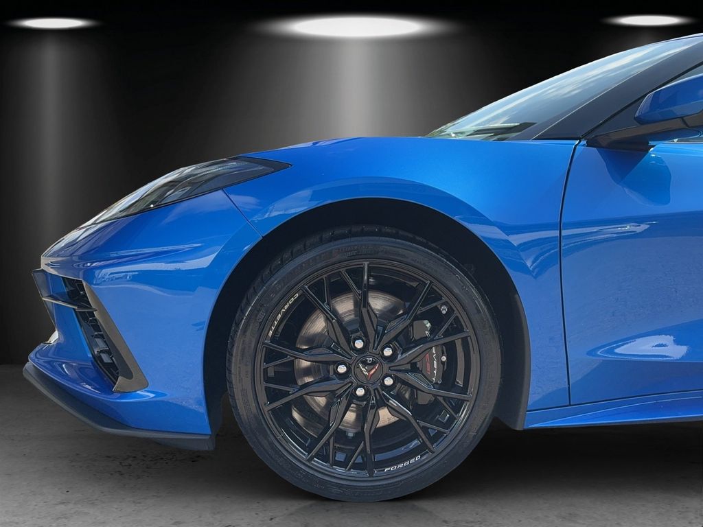 Corvette C8 2025