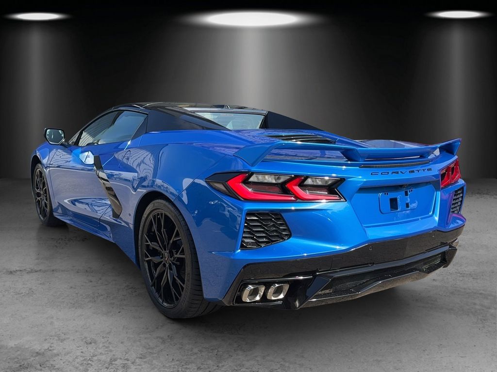 Corvette C8 2025
