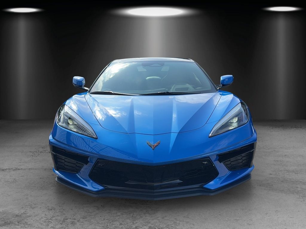Corvette C8 2025