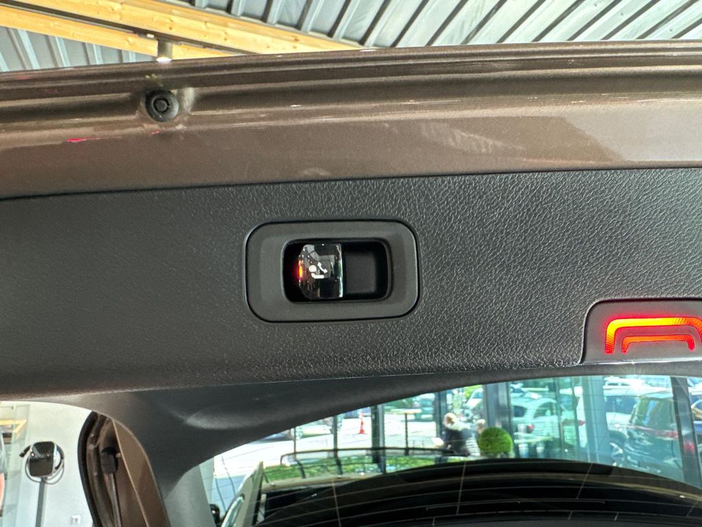 Mercedes-Benz E 300 2024