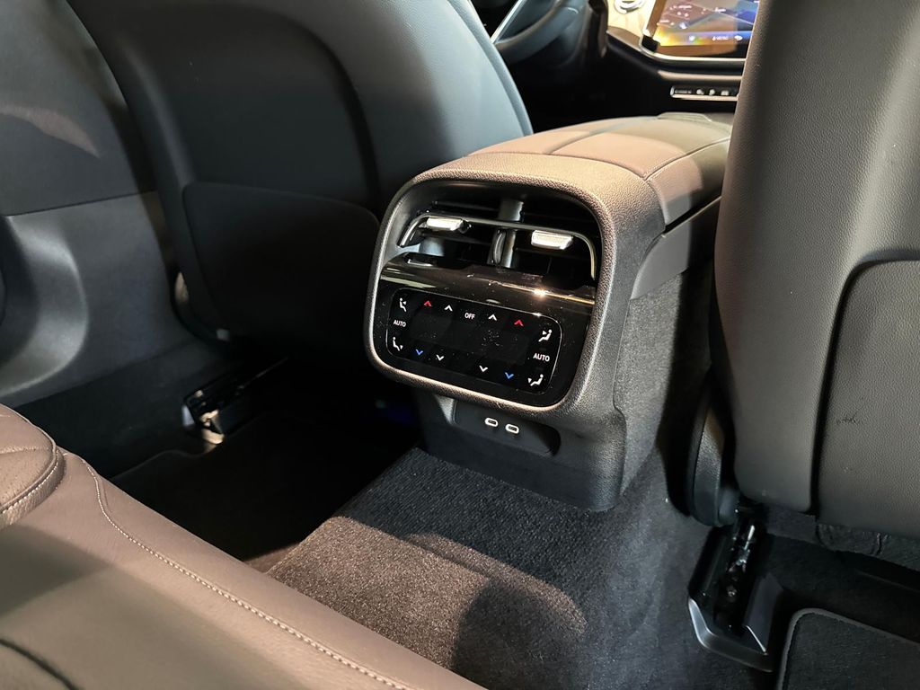 Mercedes-Benz E 300 2024