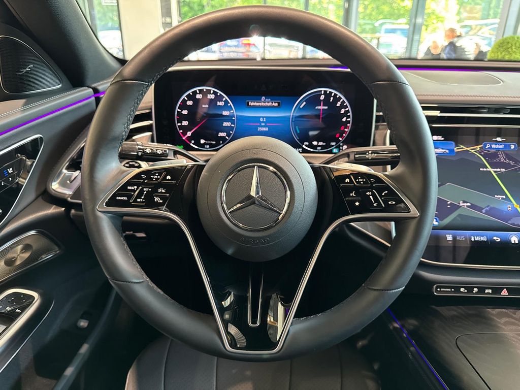 Mercedes-Benz E 300 2024