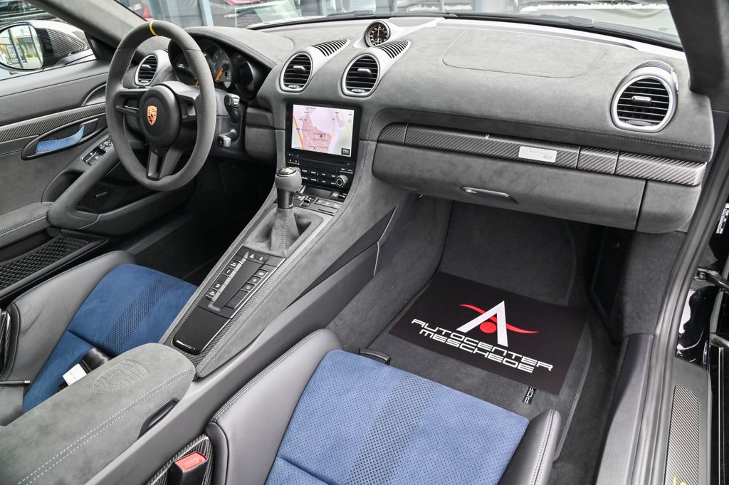 Porsche Cayman 2023