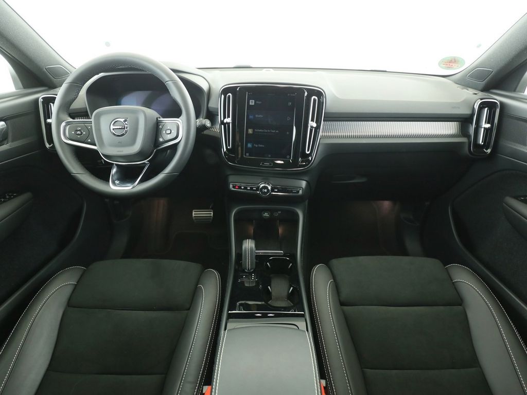Volvo XC40 2021