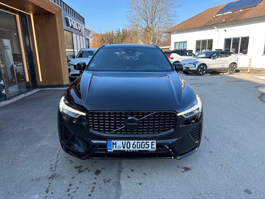 Volvo XC60 2025