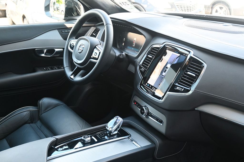 Volvo XC90 2023