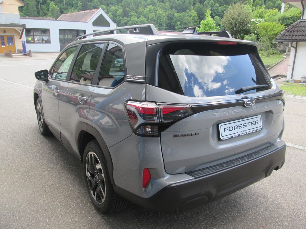 Subaru Forester 2025