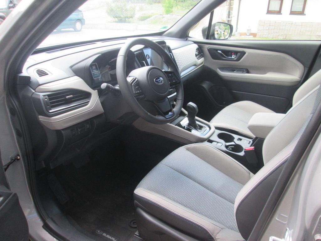 Subaru Forester 2025