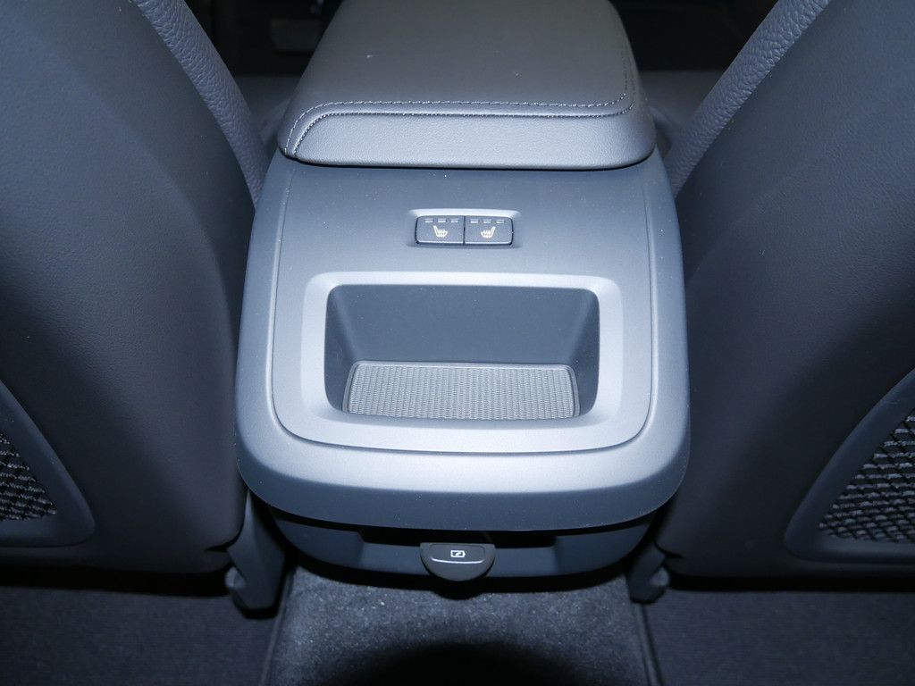 Volvo V60 2024
