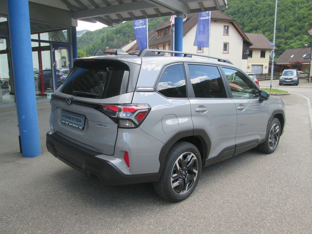 Subaru Forester 2025