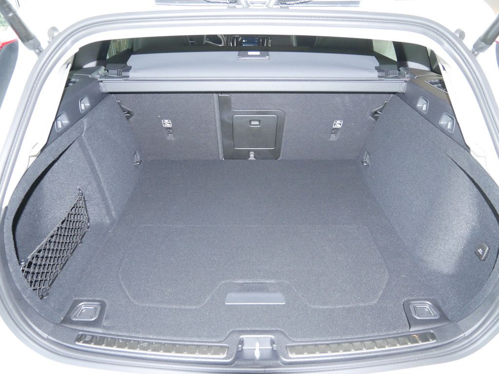 Volvo V60 2024