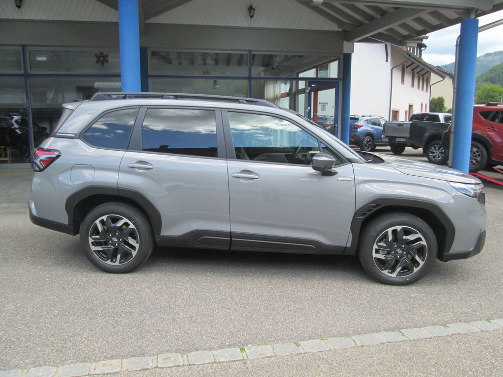 Subaru Forester 2025