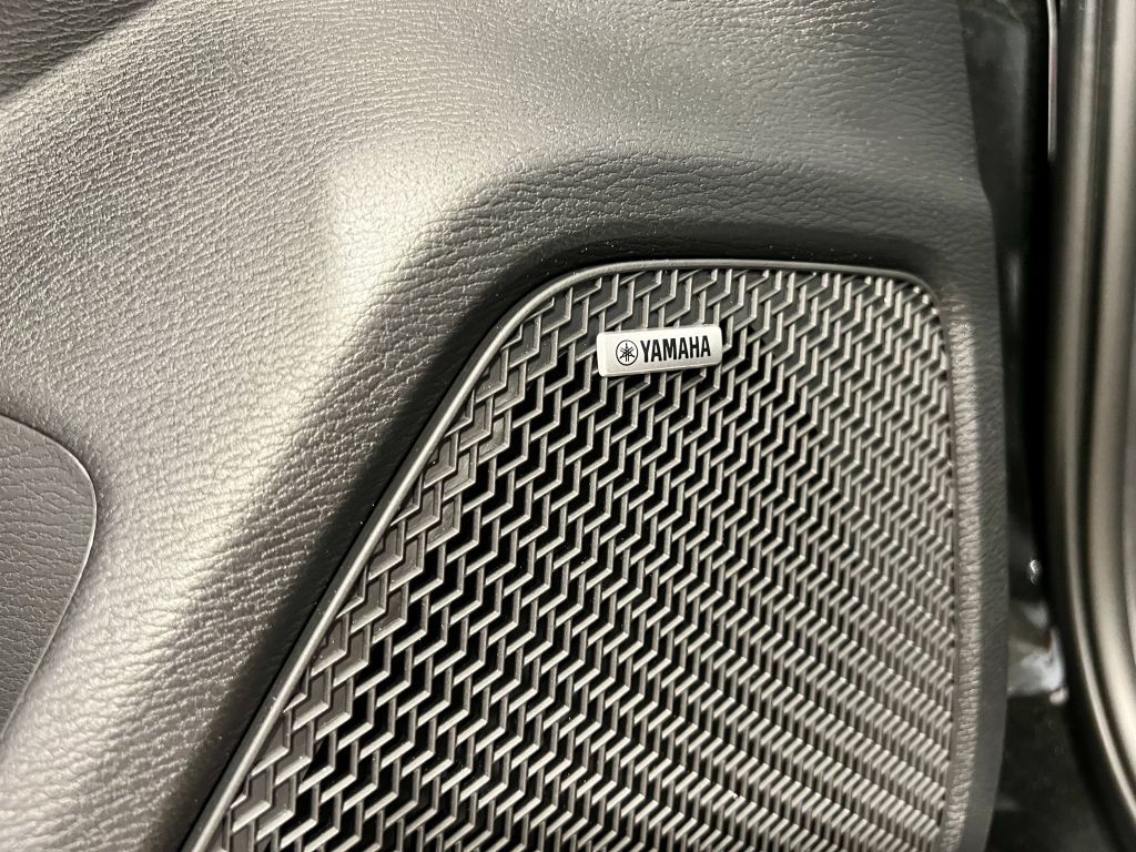 Mitsubishi Plug-in Hybrid Outlander